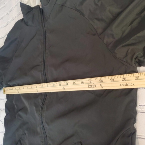 IXSPA Jacket Womens Medium Black Full Zip Windbreaker Lightweight Long Sleeve - Picture 8 of 10
